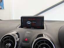 Audi A1 TFSI Black Edition - U9156
