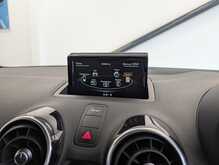 Audi A1 TFSI Black Edition - U9156