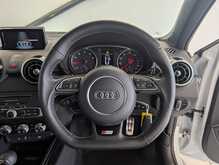 Audi A1 TFSI Black Edition - U9156