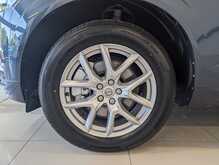 Volvo XC60 D4 Momentum Pro - U9158