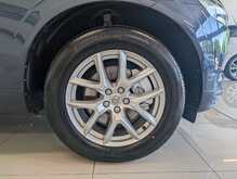 Volvo XC60 D4 Momentum Pro - U9158