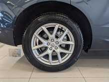 Volvo XC60 D4 Momentum Pro - U9158
