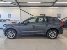 Volvo XC60 D4 Momentum Pro - U9158
