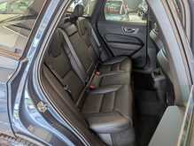 Volvo XC60 D4 Momentum Pro - U9158
