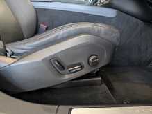 Volvo XC60 D4 Momentum Pro - U9158