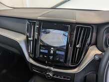 Volvo XC60 D4 Momentum Pro - U9158