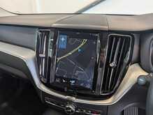 Volvo XC60 D4 Momentum Pro - U9158