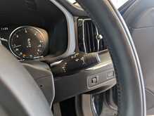 Volvo XC60 D4 Momentum Pro - U9158