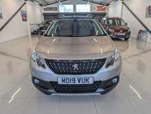 Peugeot 2008 PureTech GT Line - U9183