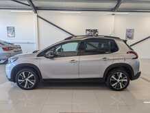 Peugeot 2008 PureTech GT Line - U9183