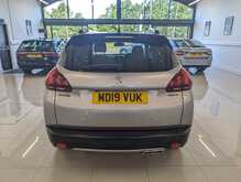 Peugeot 2008 PureTech GT Line - U9183