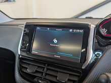 Peugeot 2008 PureTech GT Line - U9183