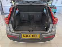 Volvo XC40 T3 Momentum - U9205