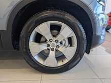 Volvo XC40 T3 Momentum - U9205