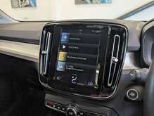 Volvo XC40 T3 Momentum - U9205