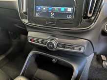 Volvo XC40 T3 Momentum - U9205