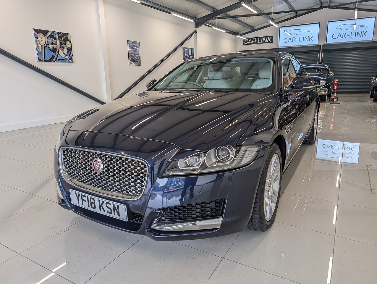 2018 Jaguar XF