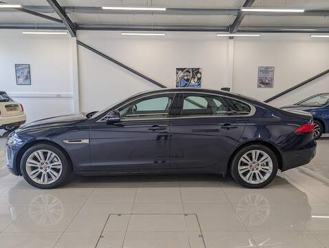 2.0i Portfolio Saloon 4dr Petrol Auto Euro 6 (s/s) (250 ps)