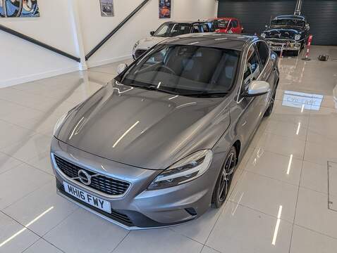 2.0 T2 R-Design Hatchback 5dr Petrol Manual Euro 6 (s/s) (122 ps)