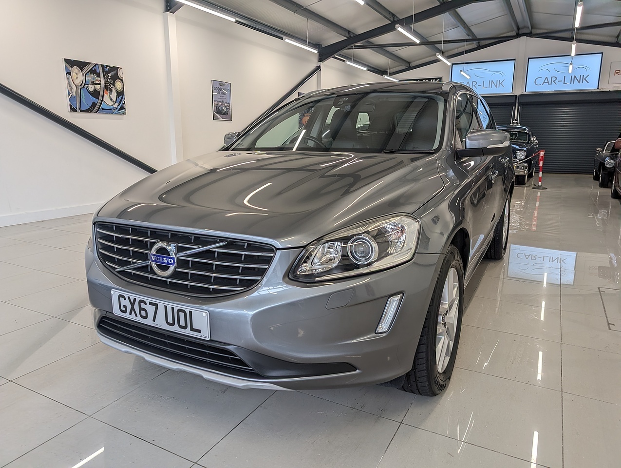 2017 Volvo XC60