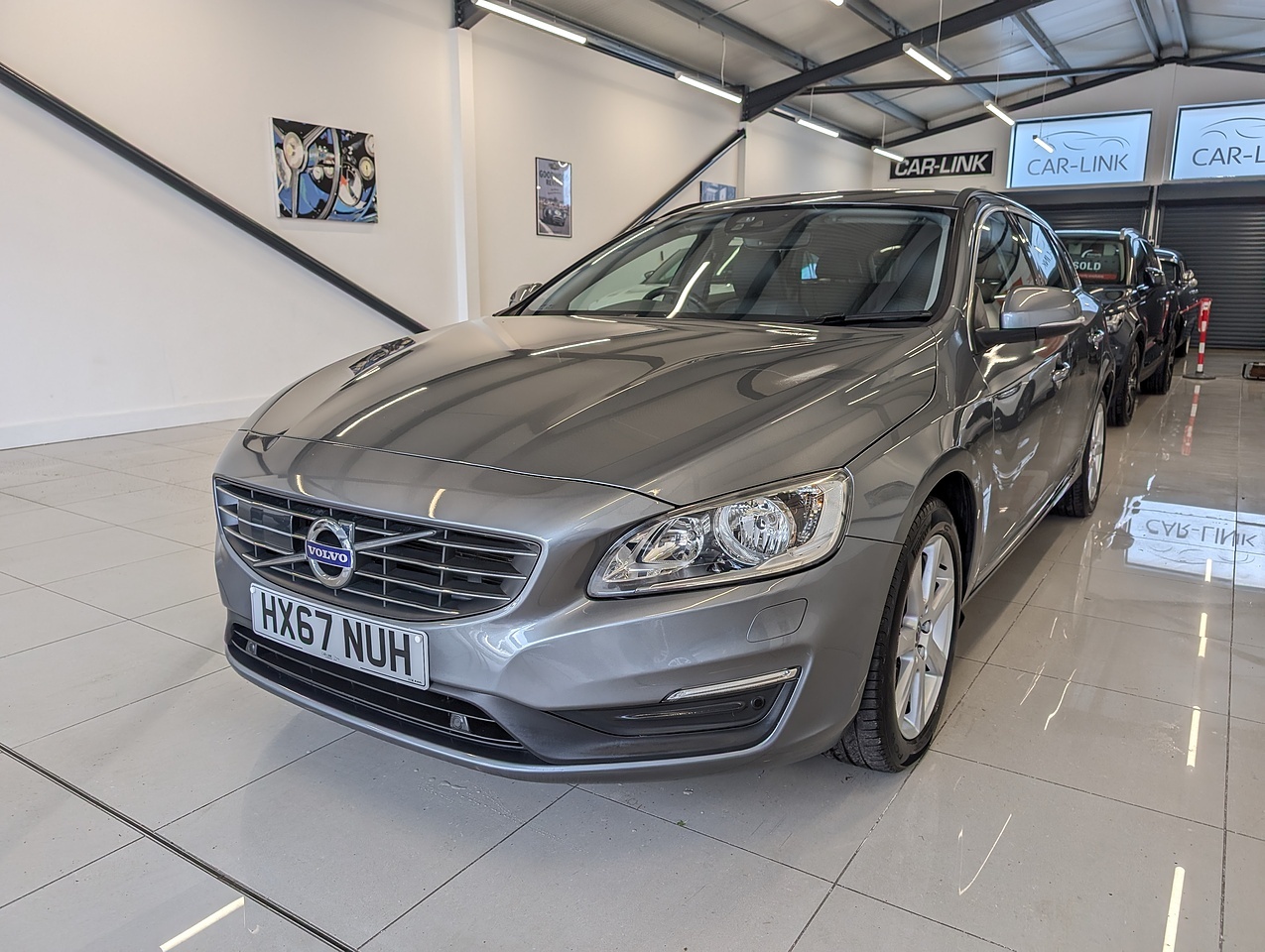 2017 Volvo V60