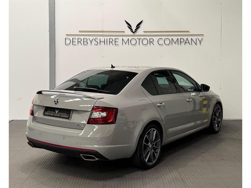 Skoda Octavia 2.0 TSI GPF vRS Hatchback 5dr Petrol DSG Euro 6 (s/s) (245 ps) - U1001