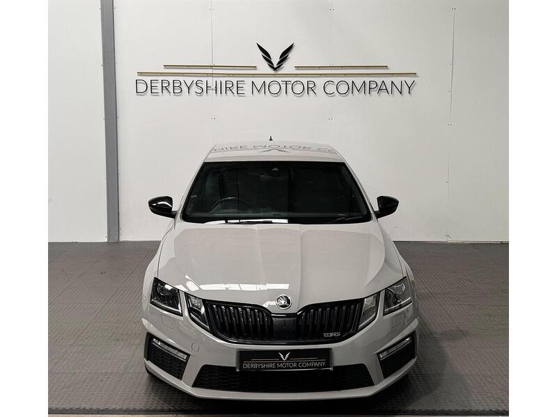 Skoda Octavia 2.0 TSI GPF vRS Hatchback 5dr Petrol DSG Euro 6 (s/s) (245 ps) - U1001