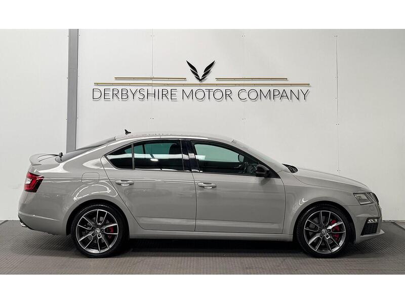Skoda Octavia 2.0 TSI GPF vRS Hatchback 5dr Petrol DSG Euro 6 (s/s) (245 ps) - U1001