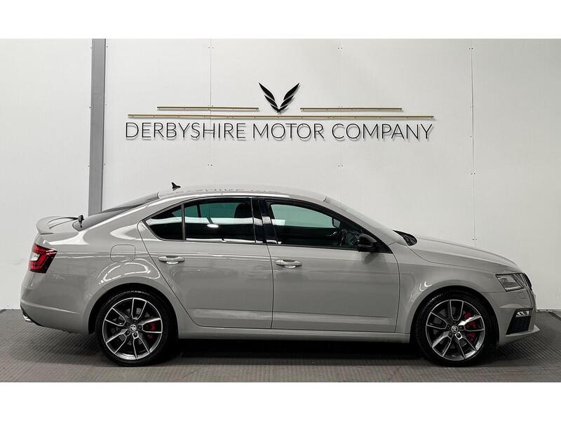 Skoda Octavia 2.0 TSI GPF vRS Hatchback 5dr Petrol DSG Euro 6 (s/s) (245 ps) - U1001