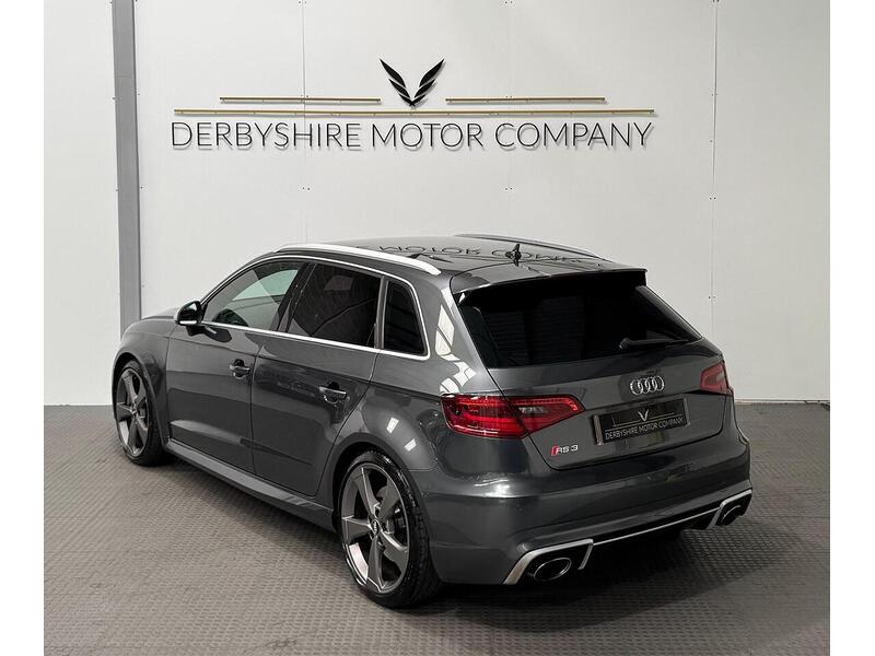 Audi RS3 2.5 TFSI Sportback 5dr Petrol S Tronic quattro Euro 6 (s/s) (367 ps) - U1002