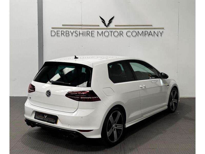 Volkswagen Golf 2.0 TSI BlueMotion Tech R Hatchback 3dr Petrol DSG 4Motion Euro 6 (s/s) (300 ps) - U1004
