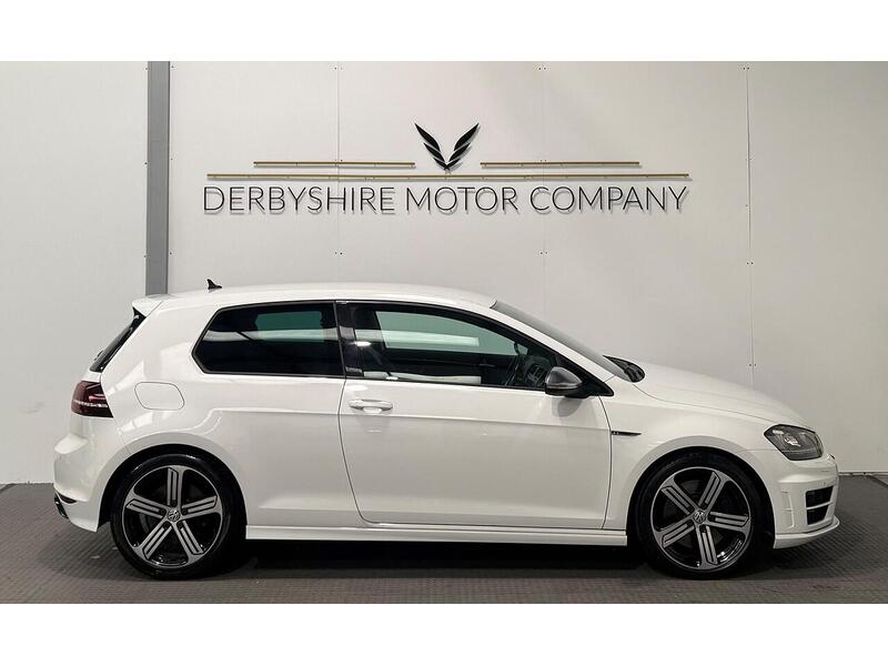 Volkswagen Golf 2.0 TSI BlueMotion Tech R Hatchback 3dr Petrol DSG 4Motion Euro 6 (s/s) (300 ps) - U1004