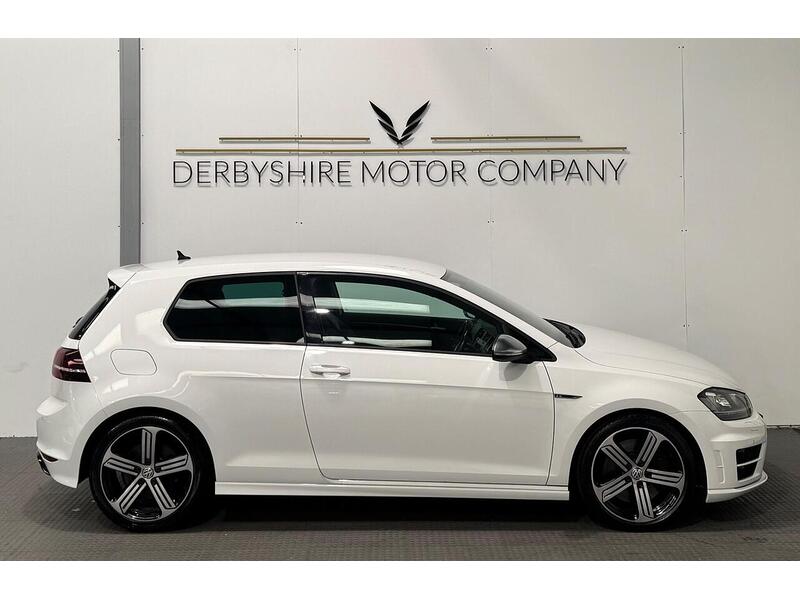 Volkswagen Golf 2.0 TSI BlueMotion Tech R Hatchback 3dr Petrol DSG 4Motion Euro 6 (s/s) (300 ps) - U1004