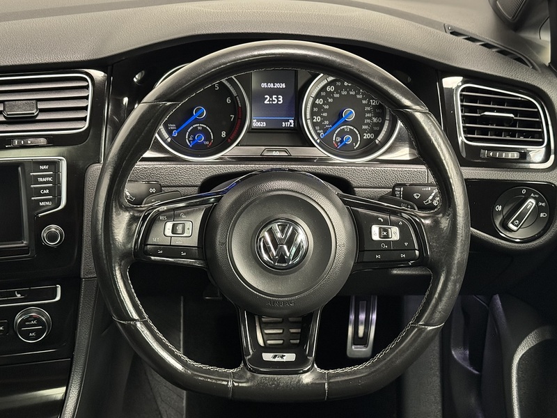 Volkswagen Golf 2.0 TSI BlueMotion Tech R Hatchback 5dr Petrol DSG 4Motion Euro 6 (s/s) (300 ps) - U1018