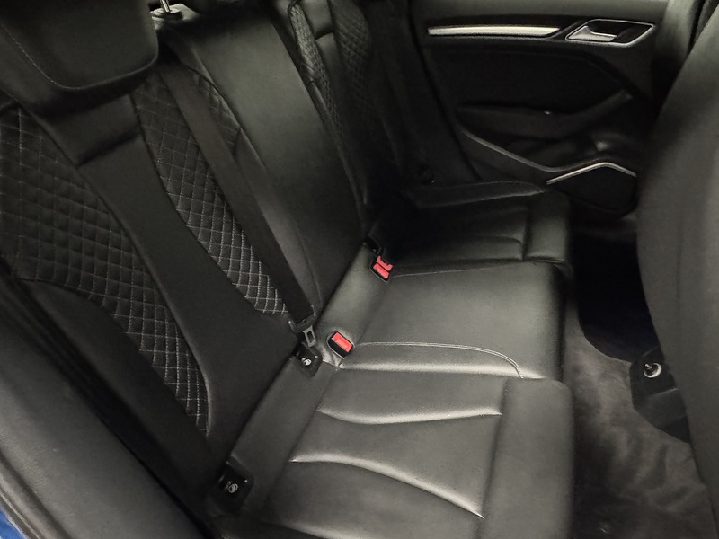 Audi S3 2.0 TFSI Black Edition Sportback 5dr Petrol S Tronic quattro Euro 6 (s/s) (300 ps) - U1019