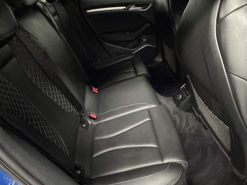 Audi S3 2.0 TFSI Black Edition Sportback 5dr Petrol S Tronic quattro Euro 6 (s/s) (300 ps) - U1019