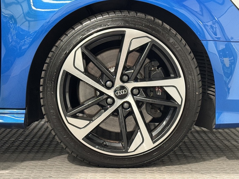 Audi S3 2.0 TFSI Black Edition Sportback 5dr Petrol S Tronic quattro Euro 6 (s/s) (300 ps) - U1019