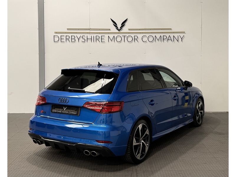 Audi S3 2.0 TFSI Black Edition Sportback 5dr Petrol S Tronic quattro Euro 6 (s/s) (300 ps) - U1019