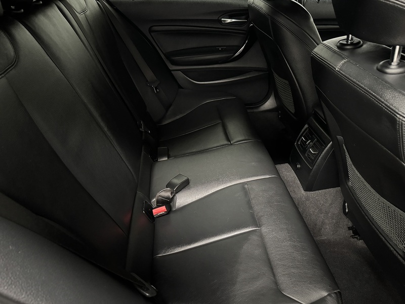 BMW 1 Series 3.0 M140i Shadow Edition Hatchback 5dr Petrol Auto Euro 6 (s/s) (340 ps) - U1043