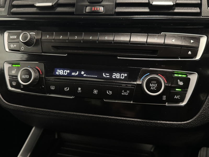 BMW 1 Series M140i Shadow Edition - U1059
