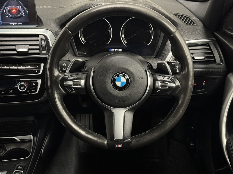 BMW 1 Series M140i Shadow Edition - U1059