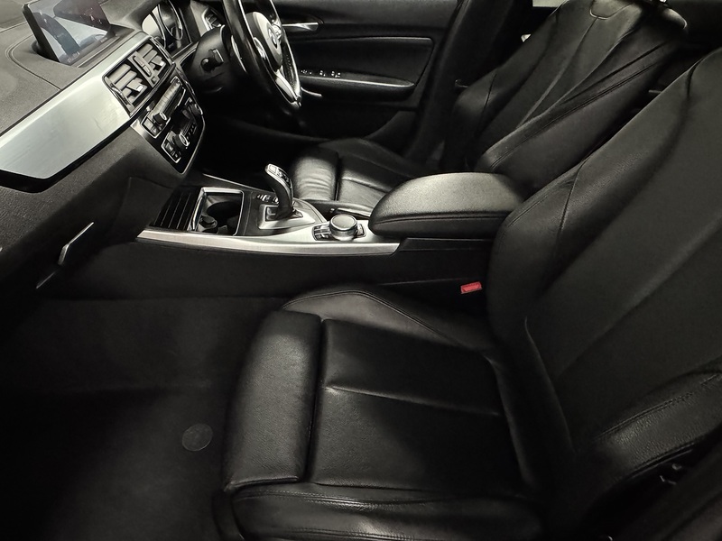BMW 1 Series M140i Shadow Edition - U1059