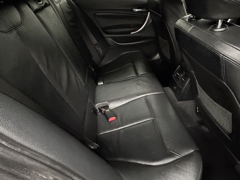 BMW 1 Series M140i Shadow Edition - U1059