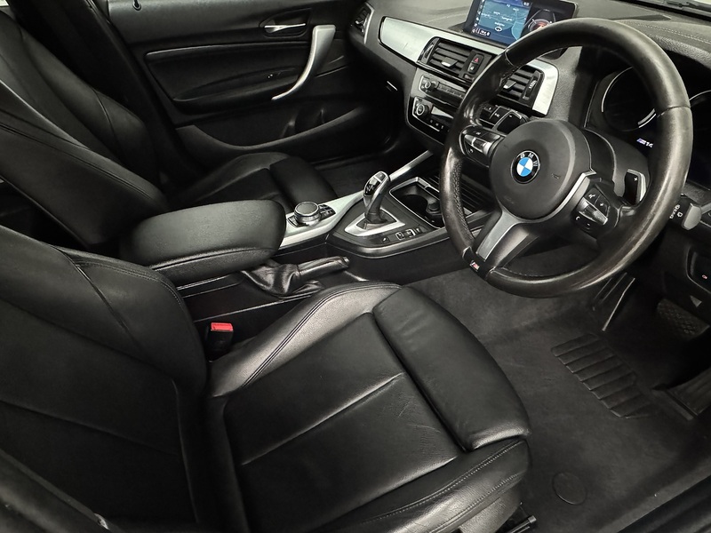 BMW 1 Series M140i Shadow Edition - U1059