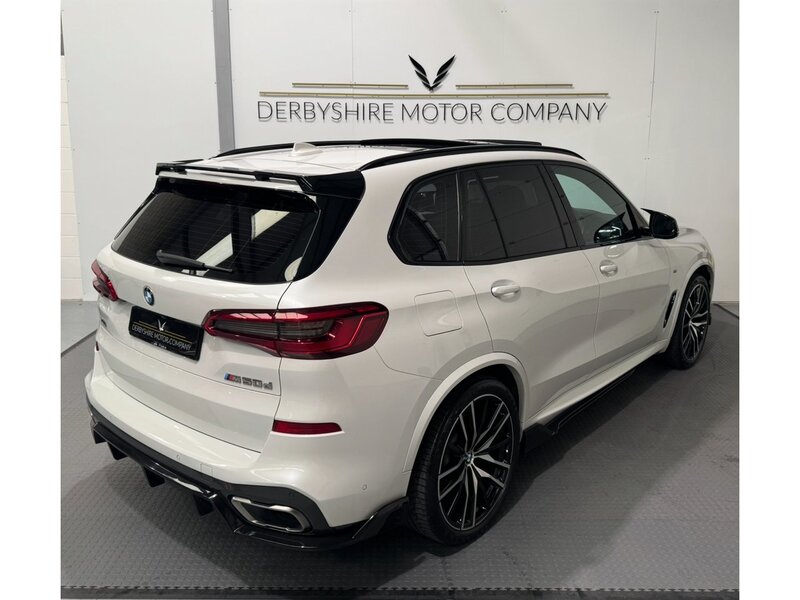 BMW X5 3.0 M50d SUV 5dr Diesel Auto xDrive Euro 6 (s/s) (400 ps) SUV Automatic Diesel - U360