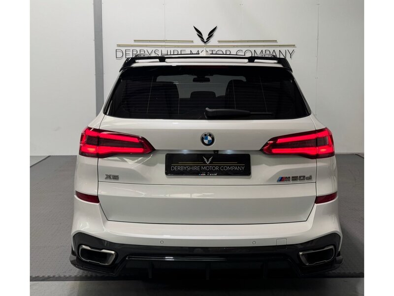 BMW X5 3.0 M50d SUV 5dr Diesel Auto xDrive Euro 6 (s/s) (400 ps) SUV Automatic Diesel - U360