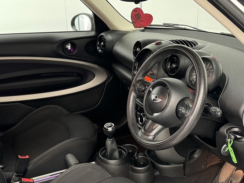 MINI Paceman 1.6 Cooper SUV 3dr Petrol Manual Euro 5 (s/s) (122 ps) - U369