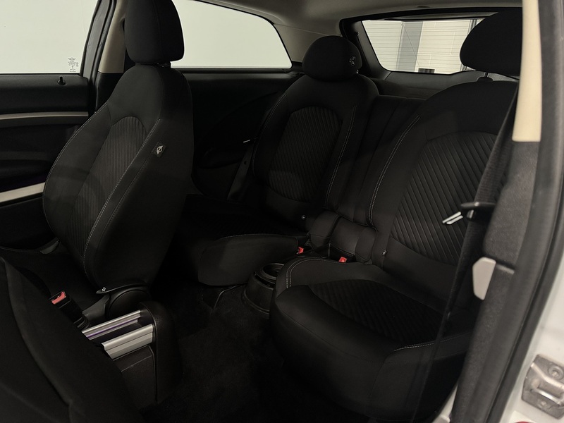 MINI Paceman 1.6 Cooper SUV 3dr Petrol Manual Euro 5 (s/s) (122 ps) - U369