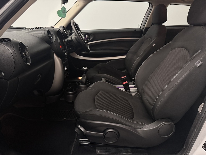 MINI Paceman 1.6 Cooper SUV 3dr Petrol Manual Euro 5 (s/s) (122 ps) - U369