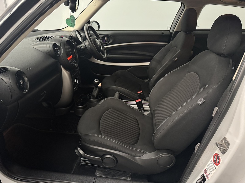 MINI Paceman 1.6 Cooper SUV 3dr Petrol Manual Euro 5 (s/s) (122 ps) - U369